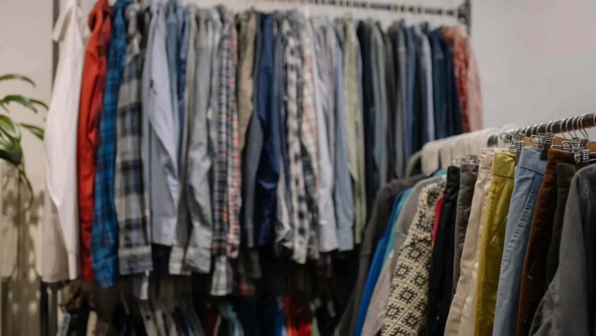 Gardırobun yıldızı: Her stile uygun kadın gömlek kombinleri