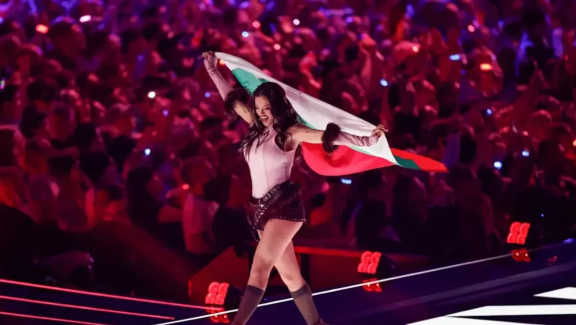 Bulgaristan Eurovision tarihine geçti! Rekor puanla birinci oldu