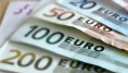 Döviz piyasasında hareketlilik! Dolar ve euro yeni güne yükseldi