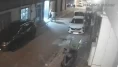 Kadına şiddete müdahale eden polisleri yaraladılar