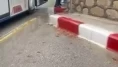 Elazığ’da şemsiyeli kavga kamerada! Otobüs şoförüne peş peşe vurdu