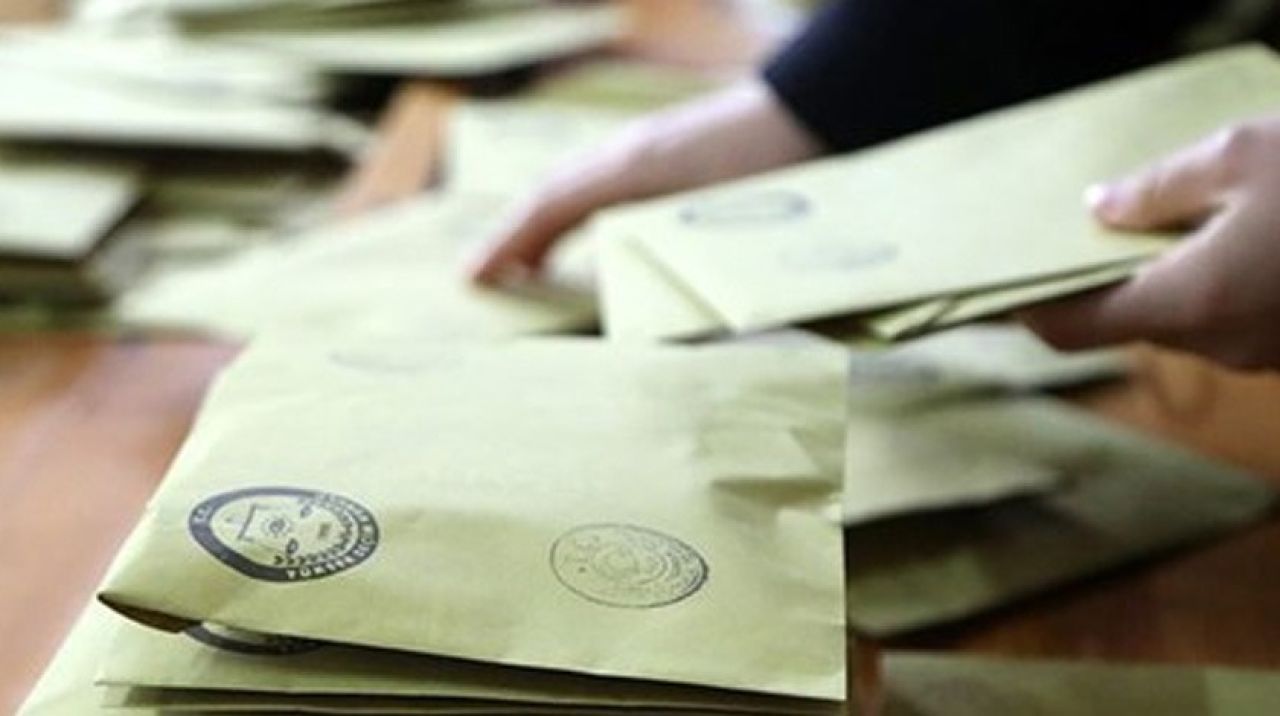 İstanbul'da 15 ilçede geçersiz yeniden oylar sayılacak