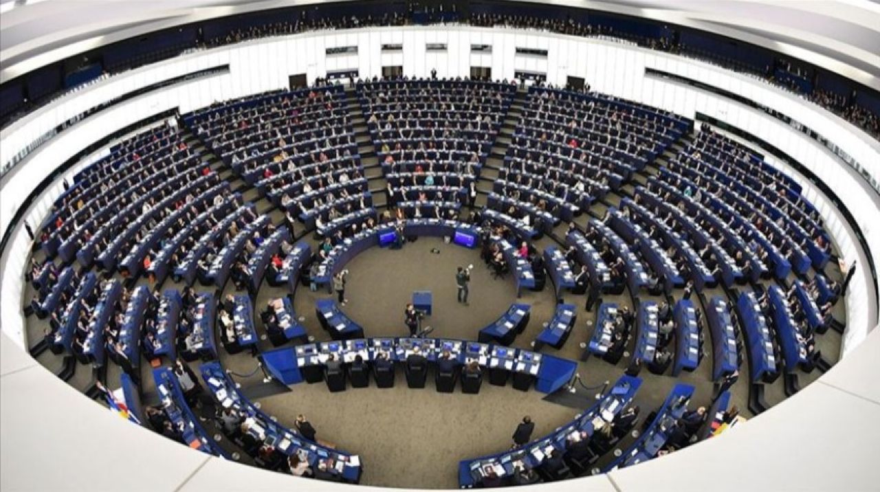 AP'den Brexit sonrası vizesiz seyahate onay