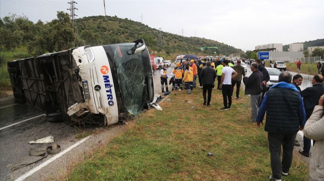 Muğla'da yolcu otobüsü devrildi! Ölü ve yaralılar var
