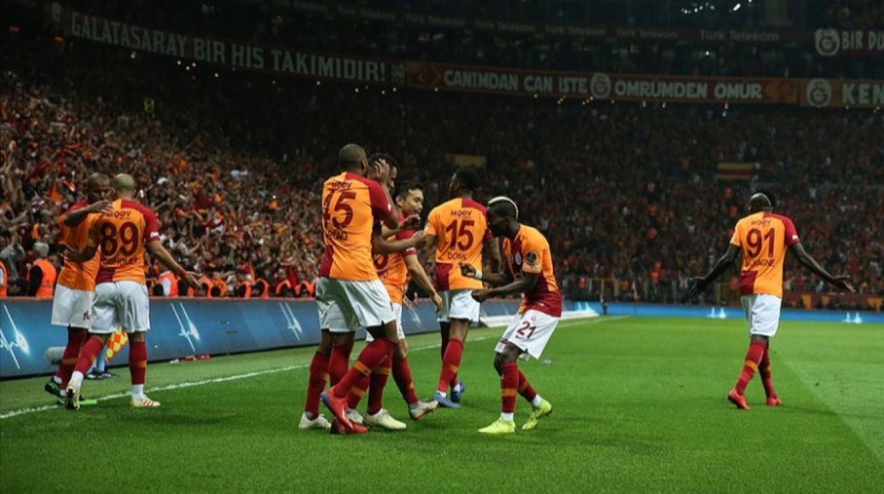 Zirve yarışı kızıştı! Galatasaray liderliğe yükseldi