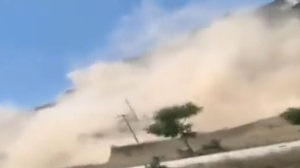 Deprem sonrası korkutan görüntü!