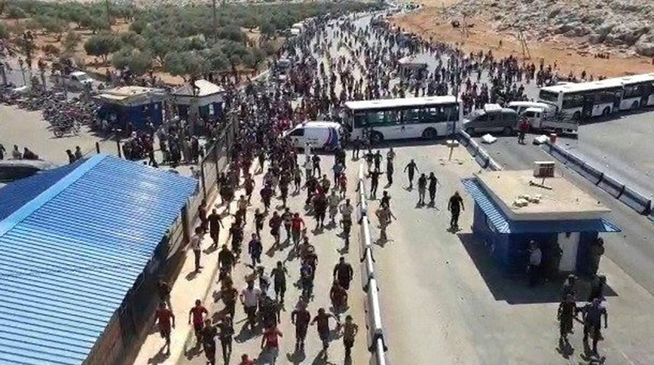 Sınıra dayananlar için birlikleri kaydırıldı