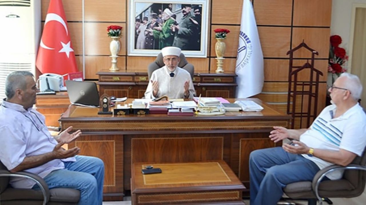 82 yaşında İslamiyeti seçti