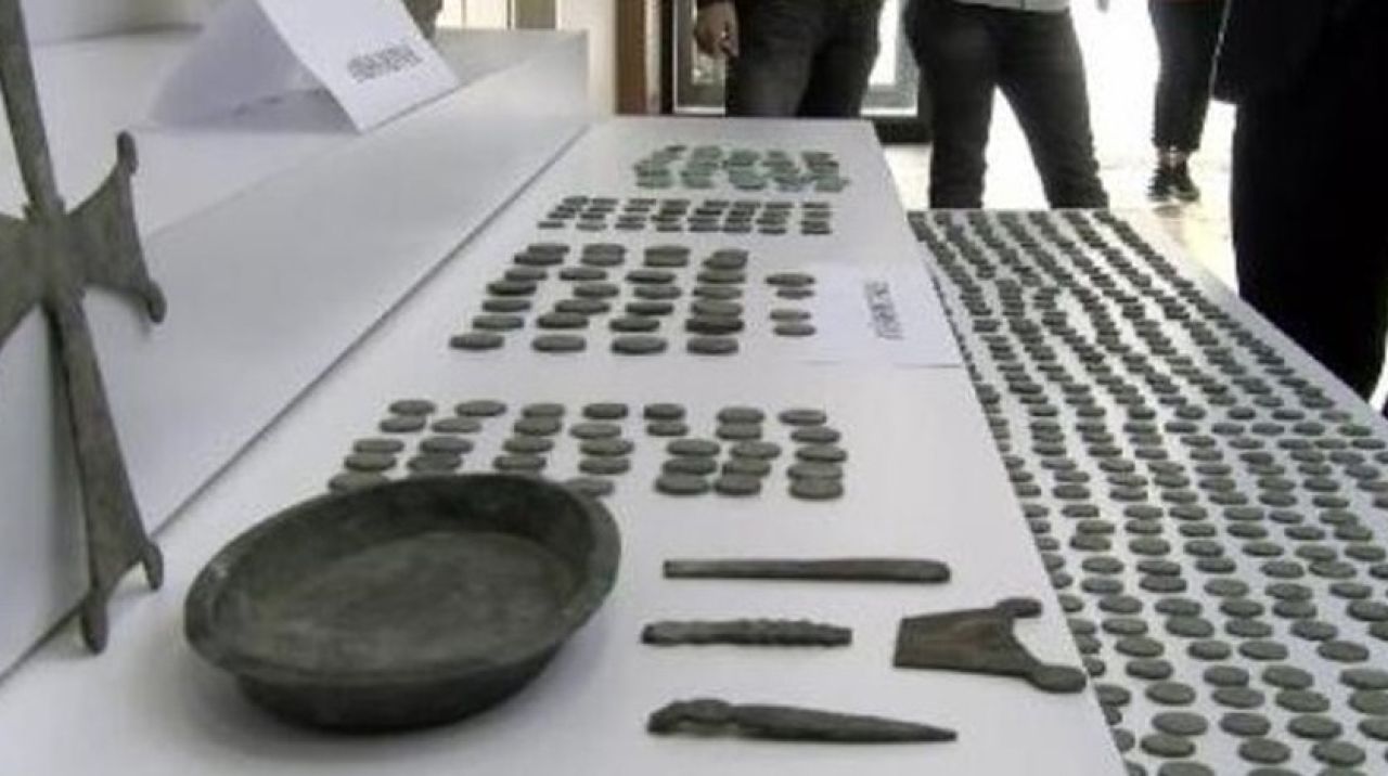 2100 yıllık define bulundu! Paha biçilemiyor