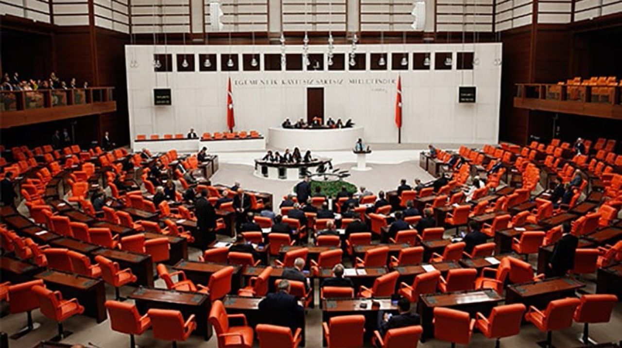 Yargı reformu paketinin ilk 10 maddesi kabul edildi