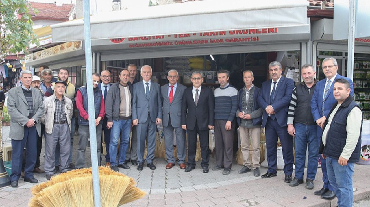 Başkan Işık Kapanaltı esnafı ile buluştu