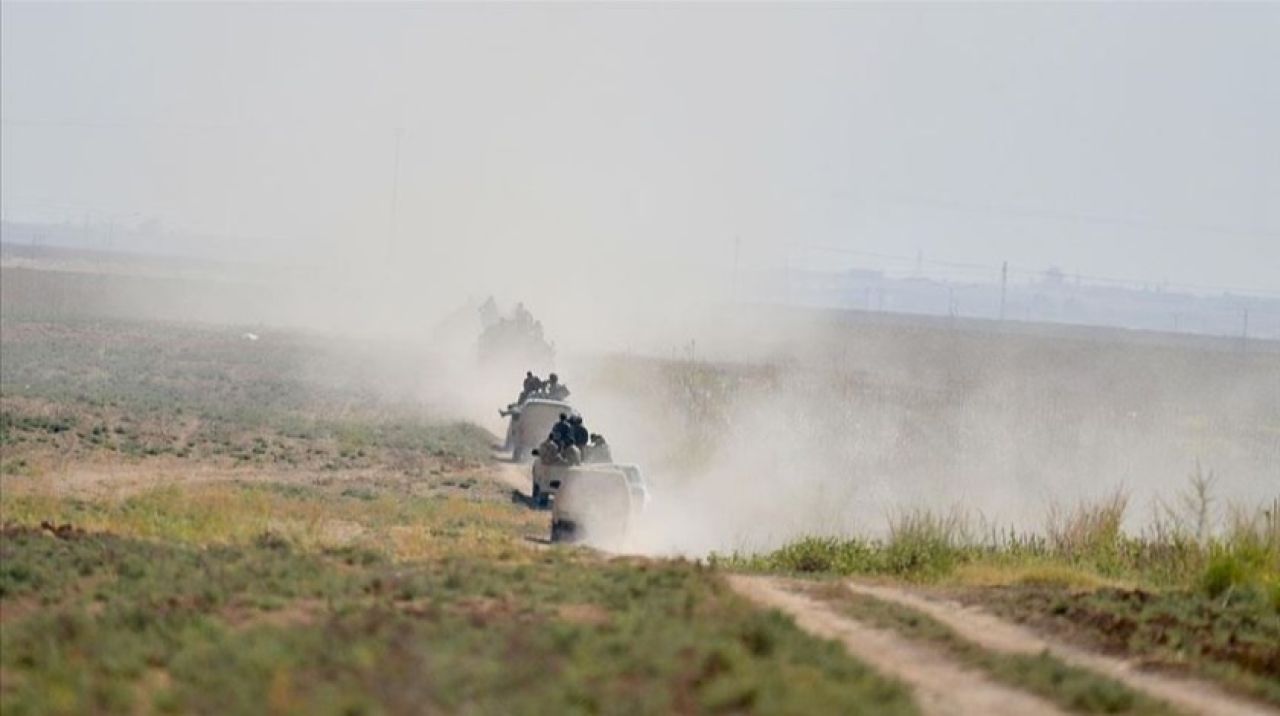 Mehmetçik Fırat'ın doğusunda ilerliyor! 11 köy terörden kurtarıldı
