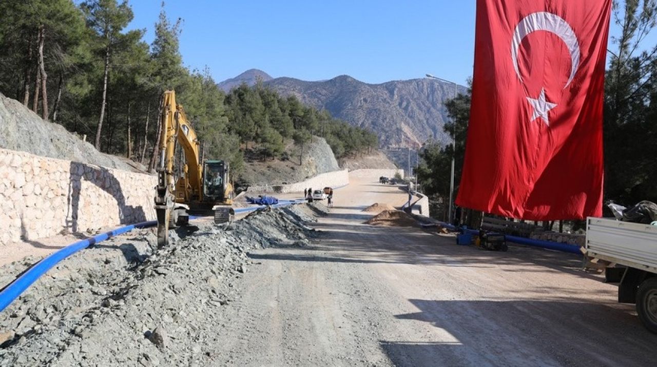 Başkan sarı: “Kale yolu çalışmalarımızda sona geldik”