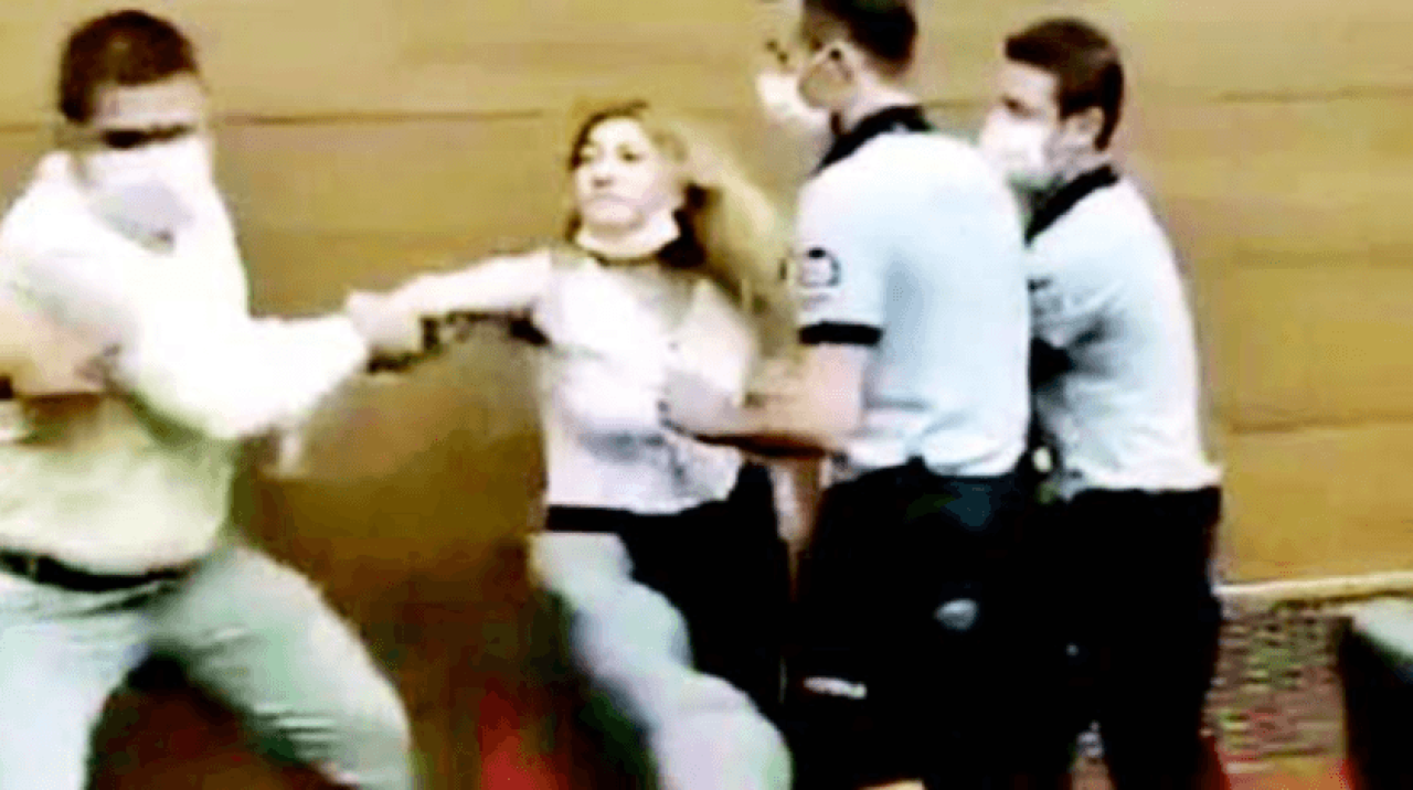 CHP’li belediyeden kadın gazeteciye şiddet