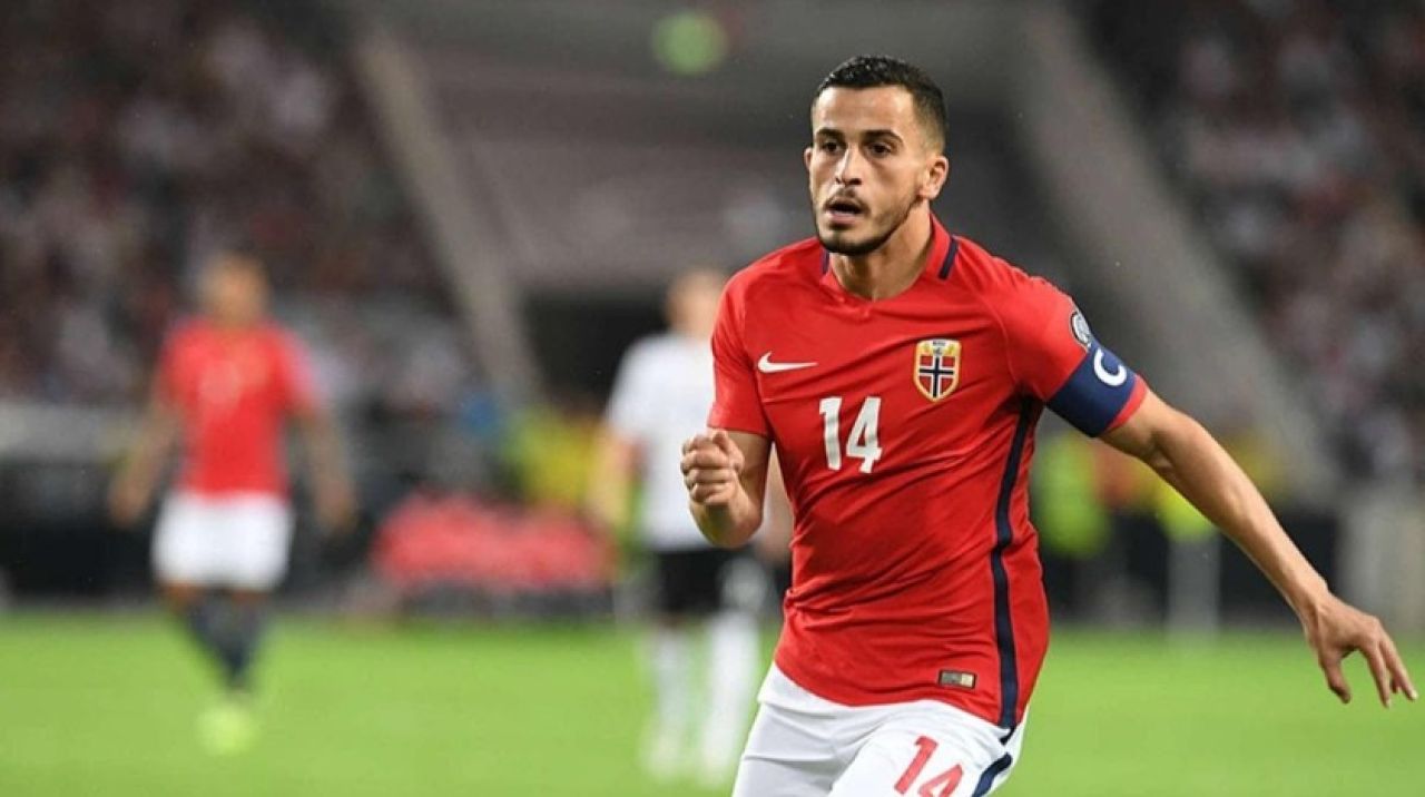 Galatasaray'a transfer olduğunu açıkladı