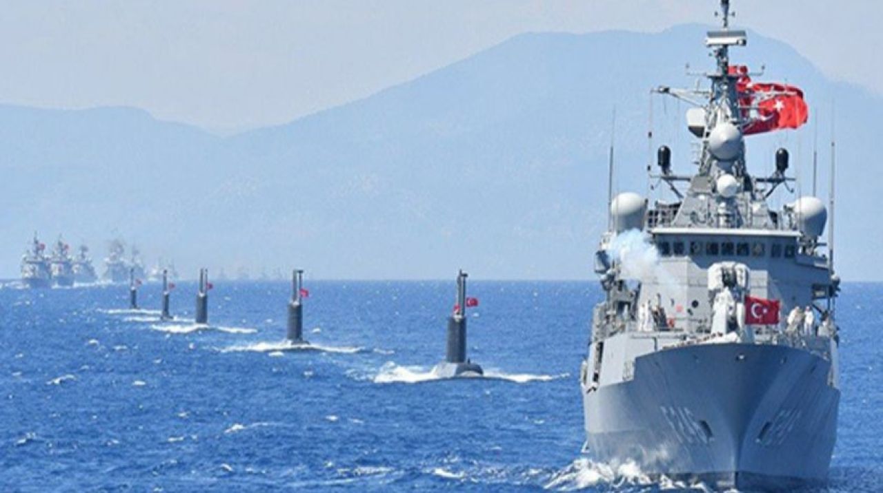 'Türk savaş gemilerinde hareketlenme var'