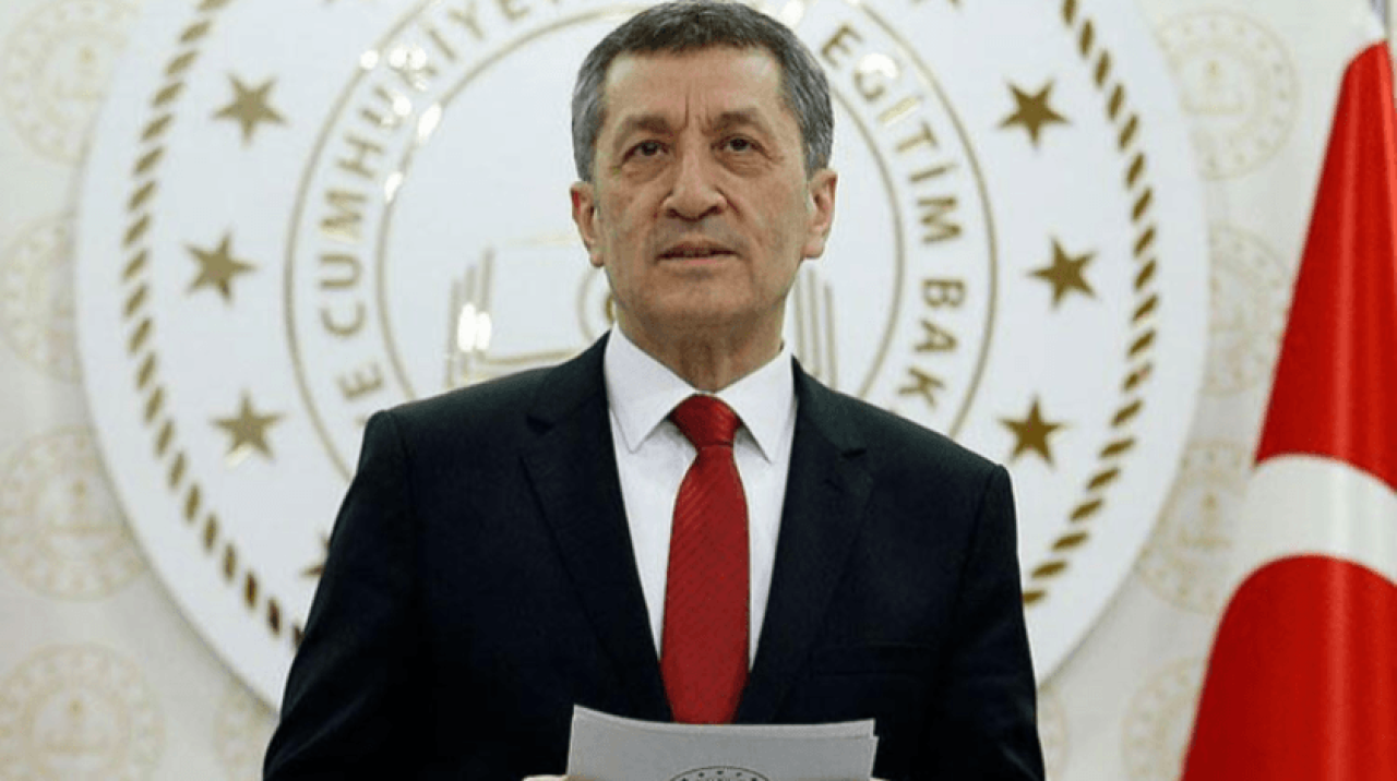 Bakan Selçuk'tan 'ara tatil' açıklaması