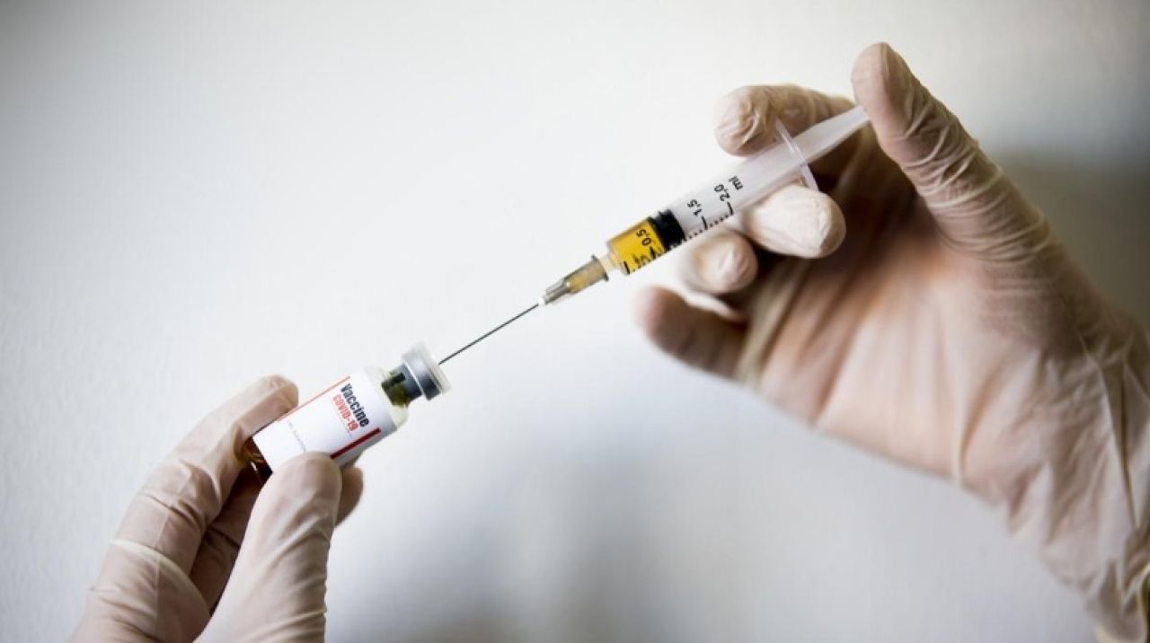 İran, koronavirüs aşı denemelerine başlıyor