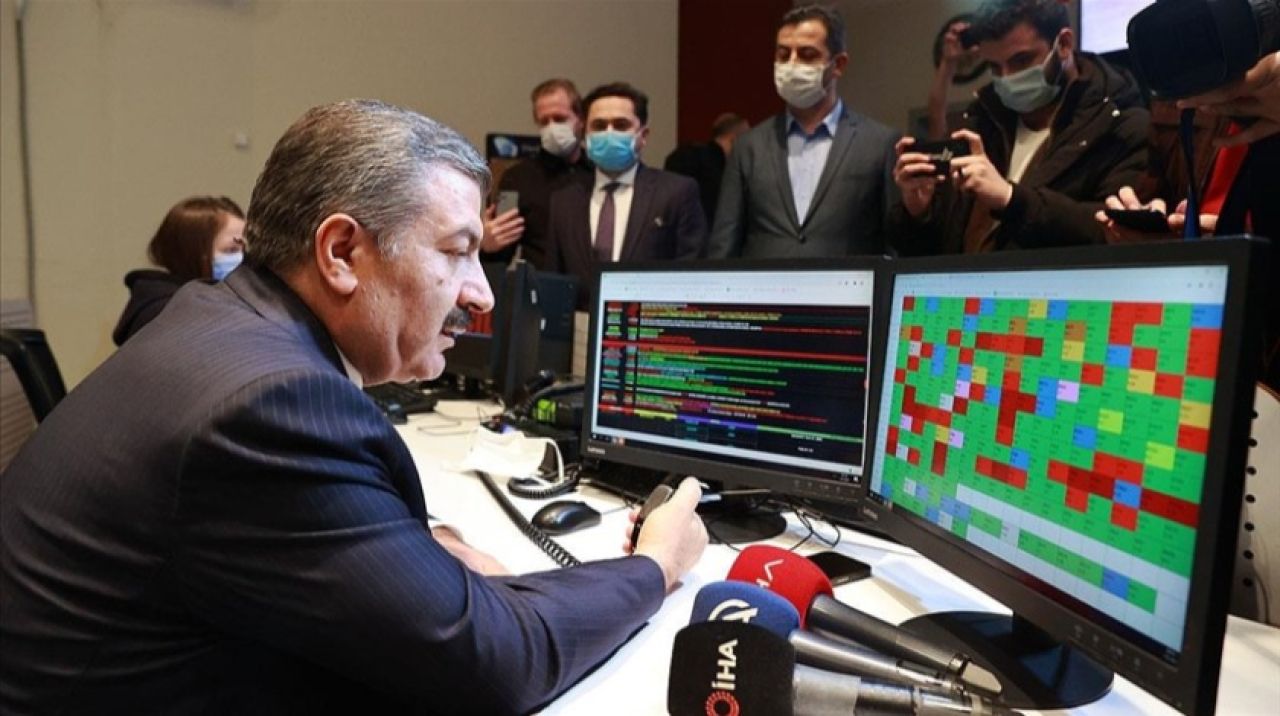 Bakan Koca sağlık çalışanlarına seslendi