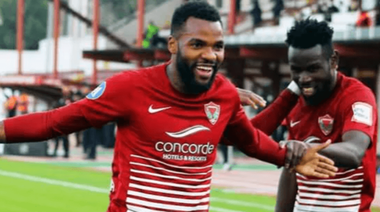 Boupendza: Mesut Özil ile birlikte oynamak isterdim