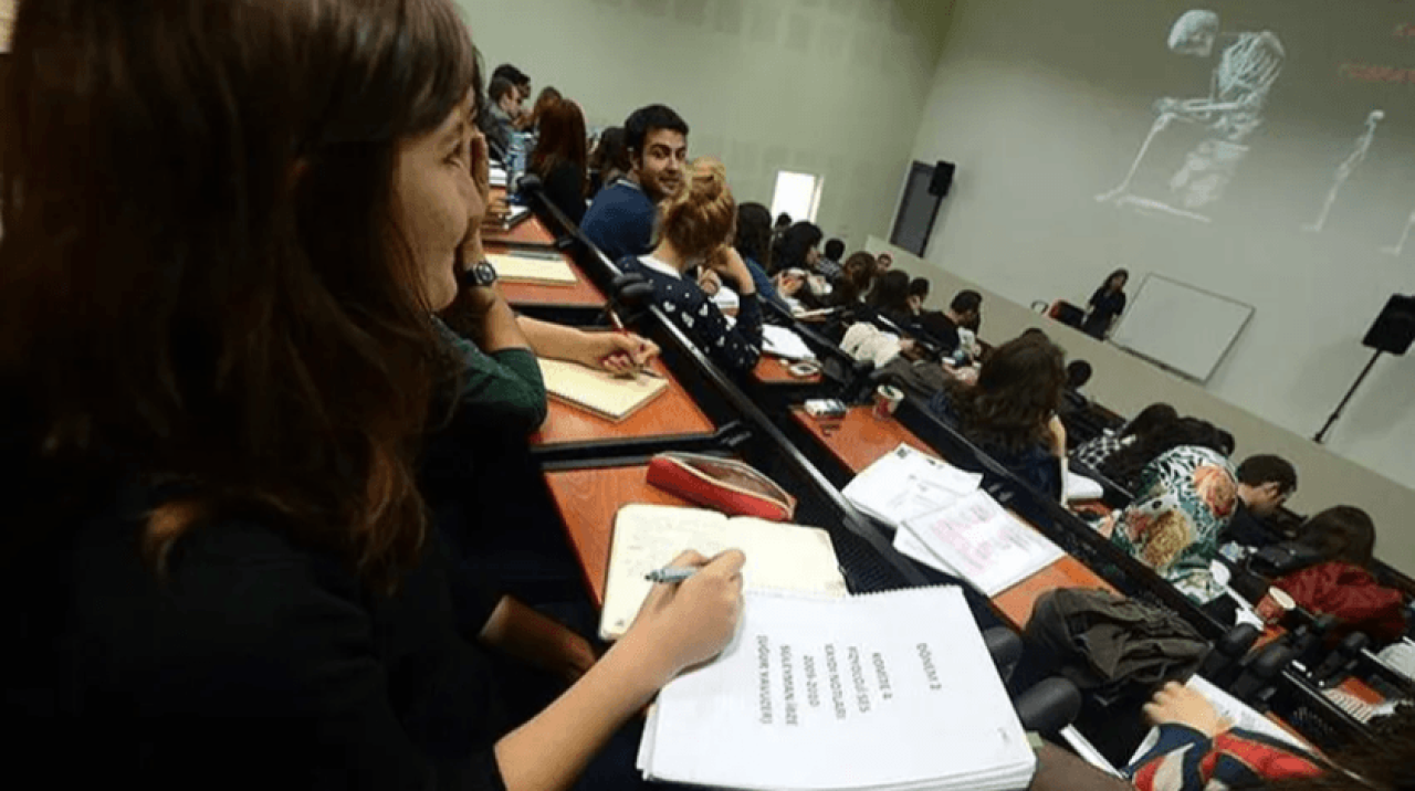 YÖK, yüz yüze eğitim için Sağlık Bakanlığından görüş istedi