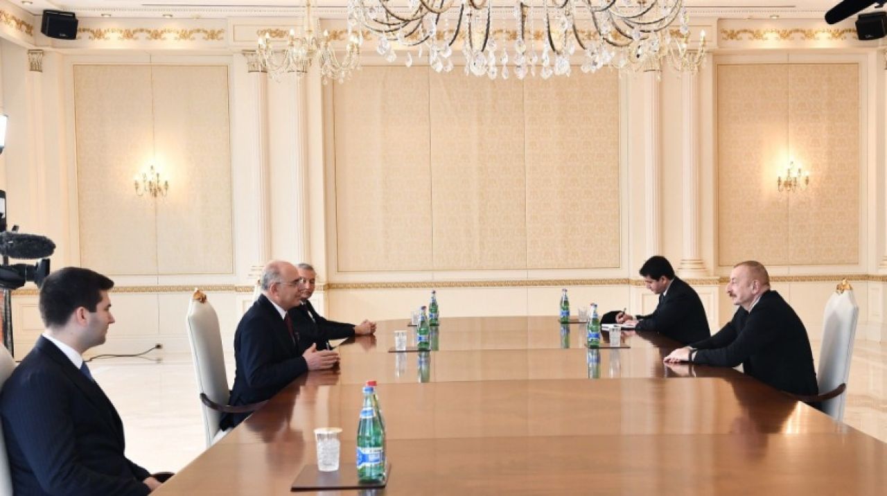 Azerbaycan Cumhurbaşkanı İlham Aliyev, MHP heyetini kabul etti