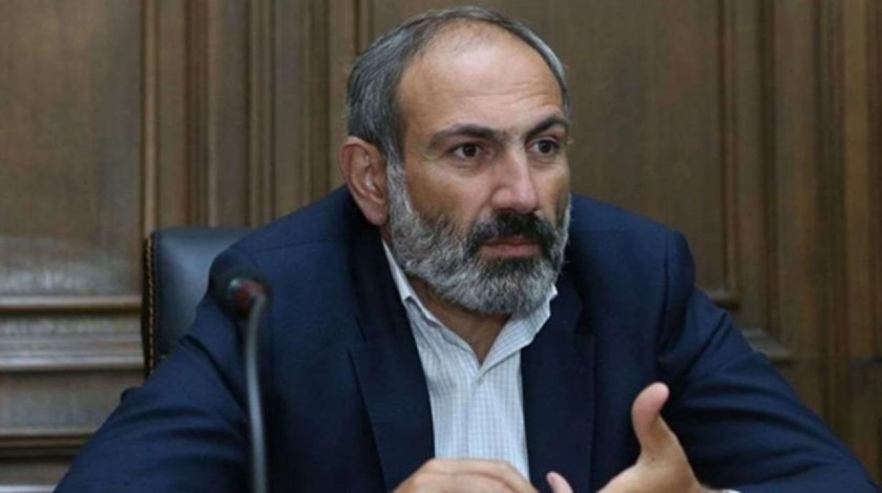 Paşinyan'a şok! Önce istifa, ardından...