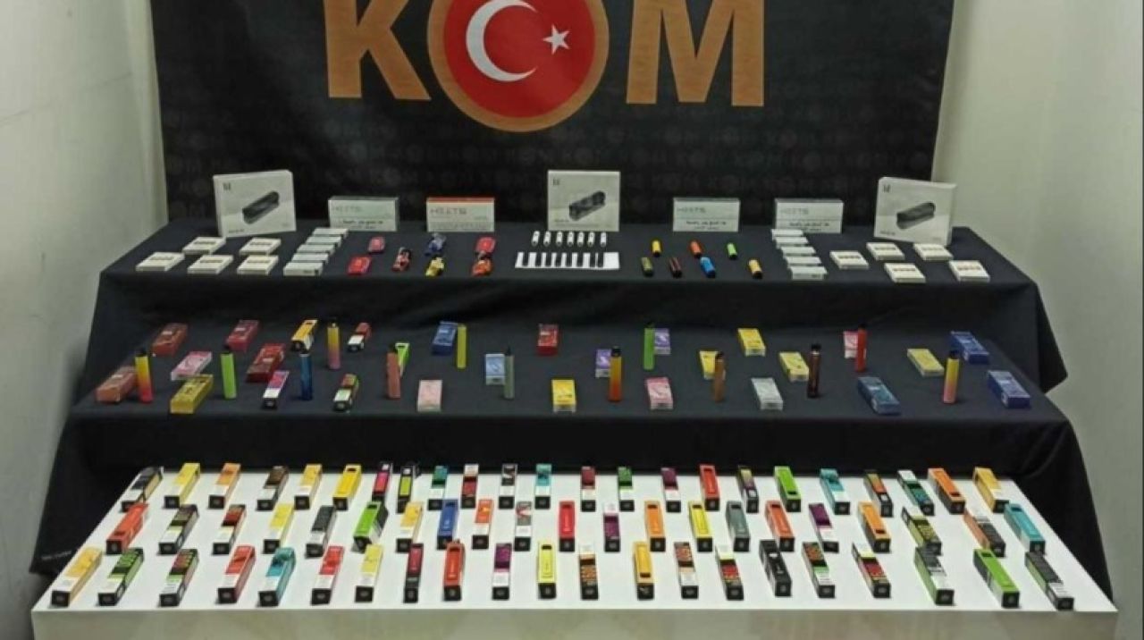 Denizli'de kaçak elektronik sigara çetesine operasyon