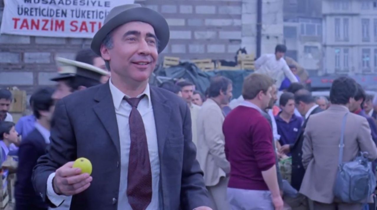 Çıplak Vatandaş filminin konusu nedir, oyuncuları kimler? Çıplak Vatandaş ne zaman, nerede çekildi?