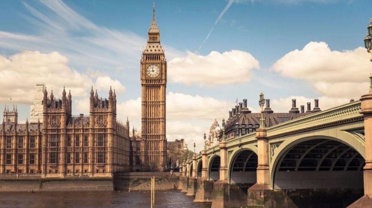 İngiltere’de Big Ben saat kulesi yeniden açıldı