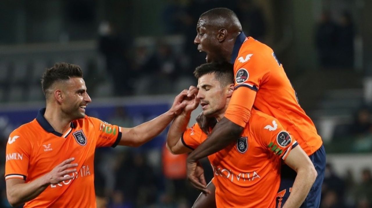 Başakşehir, kötü gidişe 'dur' dedi