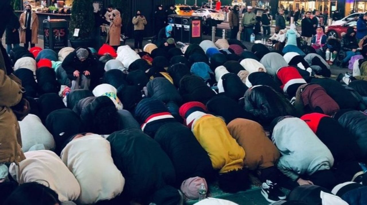 ABD'li Müslümanlardan tarihte bir ilk!