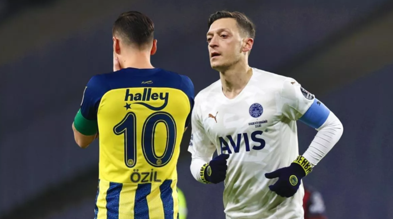 Mesut Özil imzayı resmen atıyor