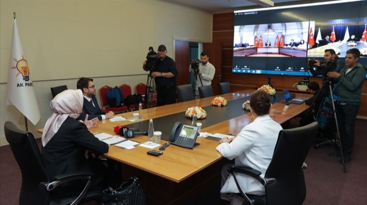 Siyasi partilerin bayramlaşma programları açıklandı