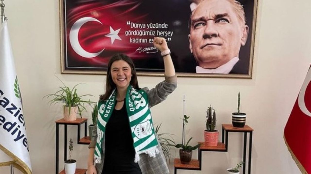 CHP'li başkan yardımcısı: Sınavda soruları aldım, ful çektim!