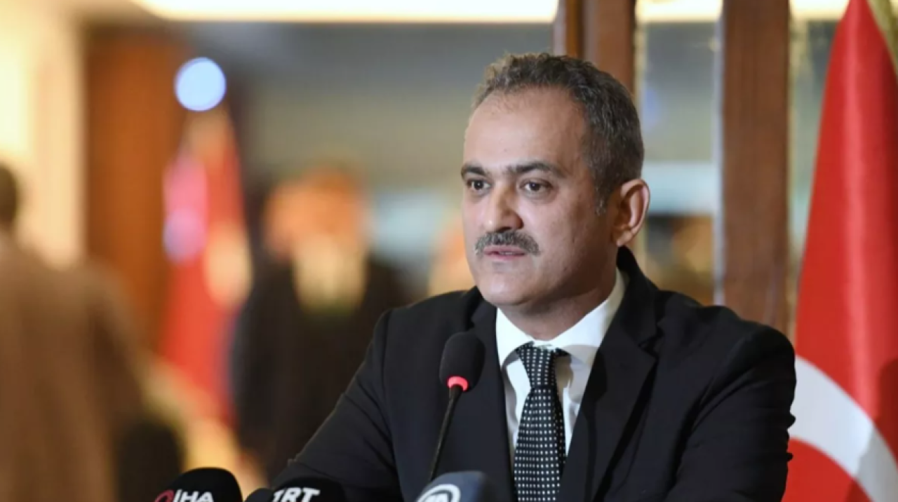 Bakan Özer: Kesinlikle okula kayıtlarda bağış alınmayacak