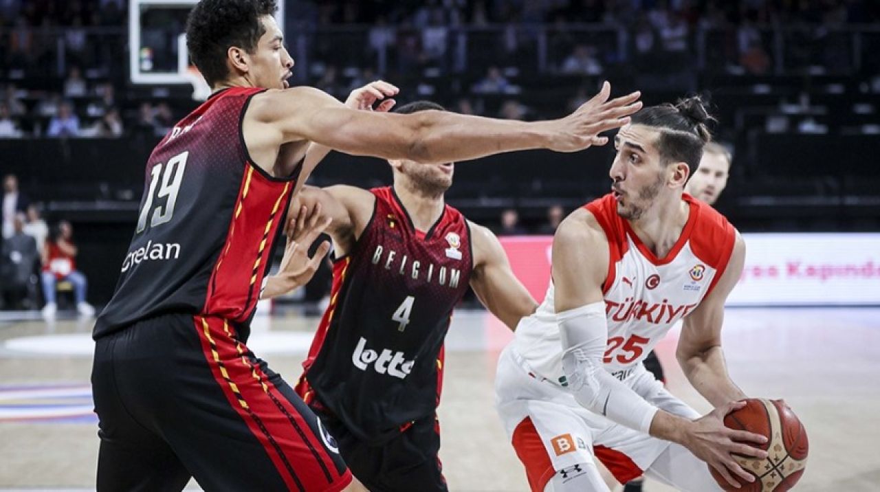 12 Dev Adam’dan Dünya Kupası yolunda kritik galibiyet