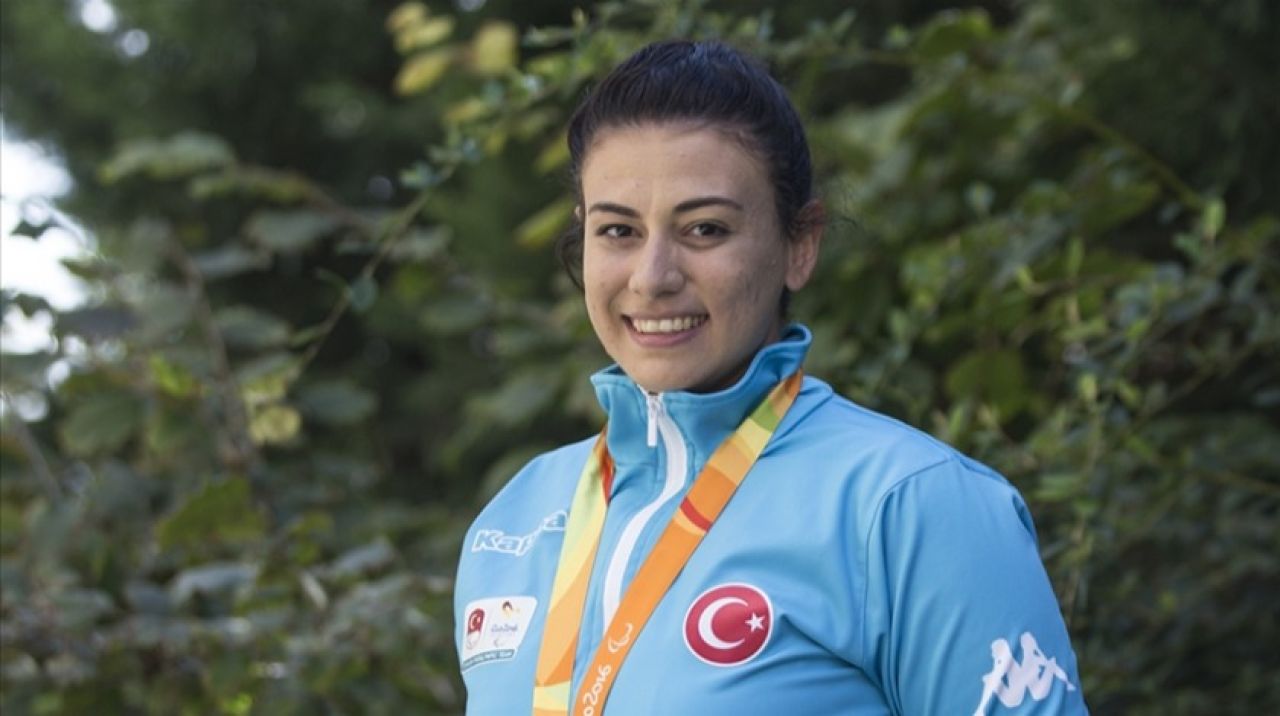 Milli para masa tenisçi Kübra Korkut dünya şampiyonu oldu