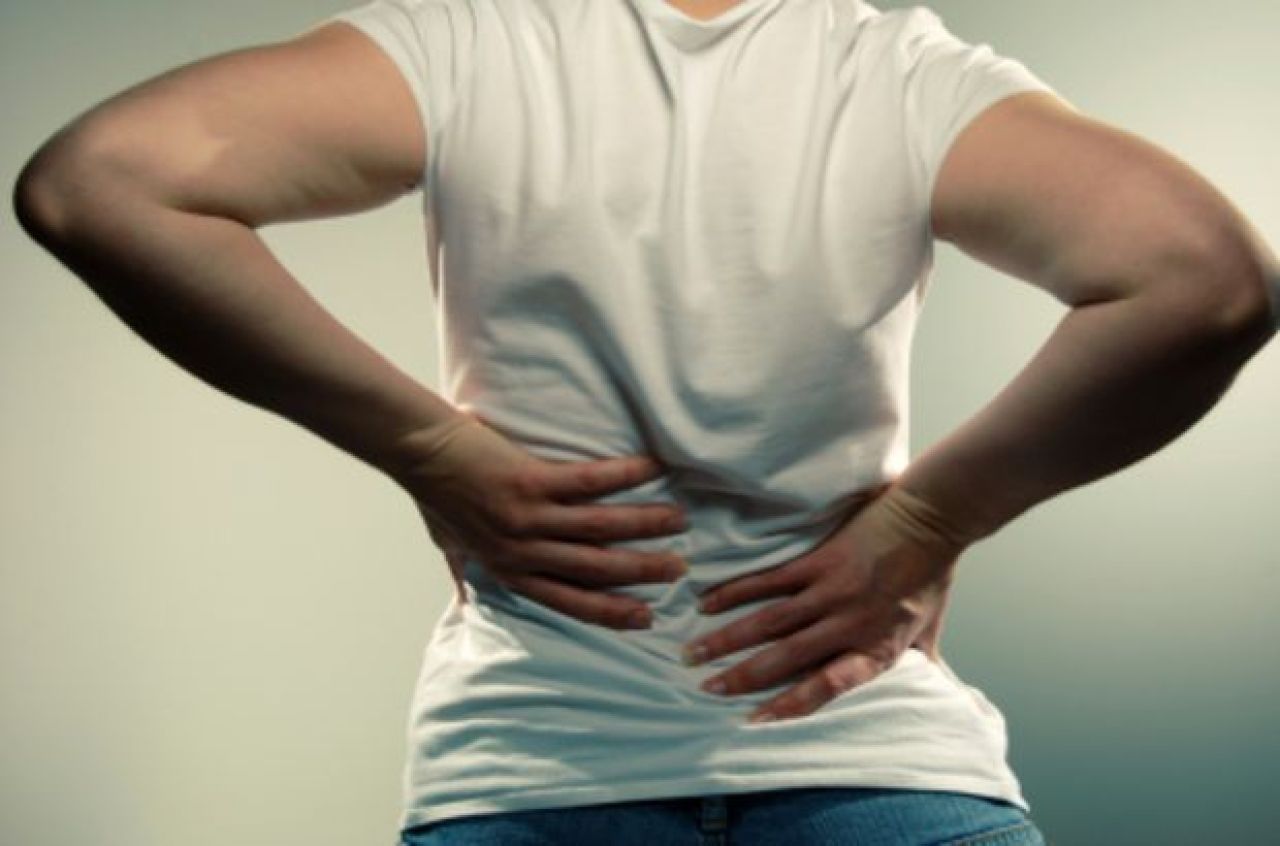 Ameliyat gerektirmeyen bel ağrısına 15 dakikada çözüm