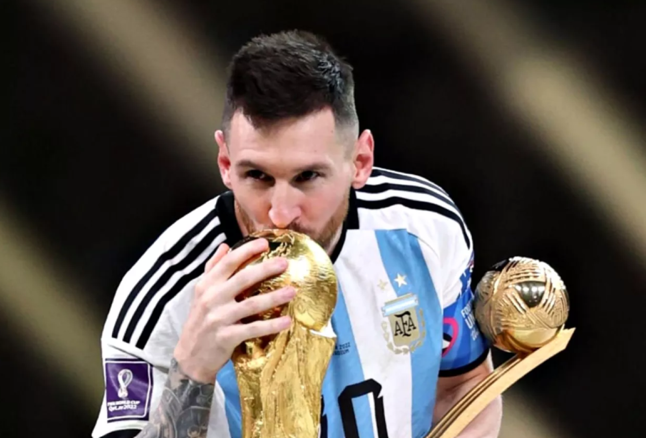 Müzesinde eksik kalmadı! Messi'nin kazandığı 40 kupa...