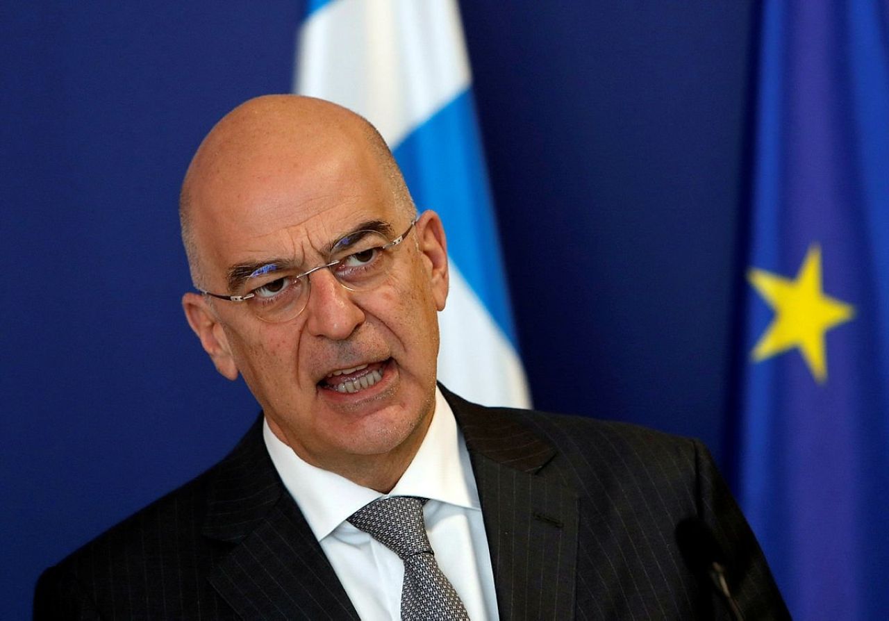 Yunan bakandan kriz çıkaracak sözler! Yunanistan fabrika ayarlarına döndü...