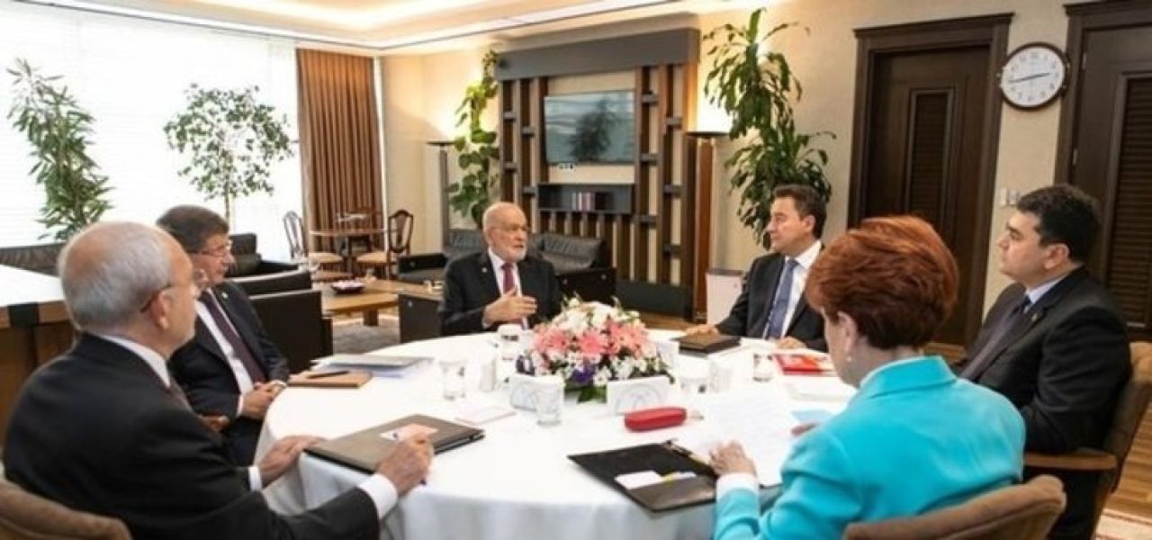 Akşener, noter-kumar masasına geri dönüyor