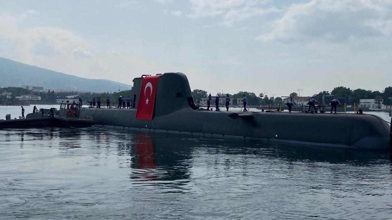 Hızır Reis suya indirildi