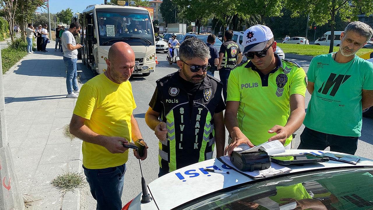 Emniyet kemerinden ceza kesildi, 'havalar çok sıcak' diye itiraz etti