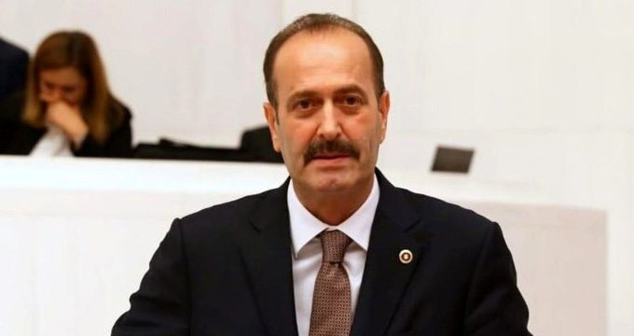 MHP’li Osmanağaoğlu “Hedefimiz insanımızı hak ettiği refaha ulaştıracak belediyecilik hizmetleriyle buluşturmaktadır”