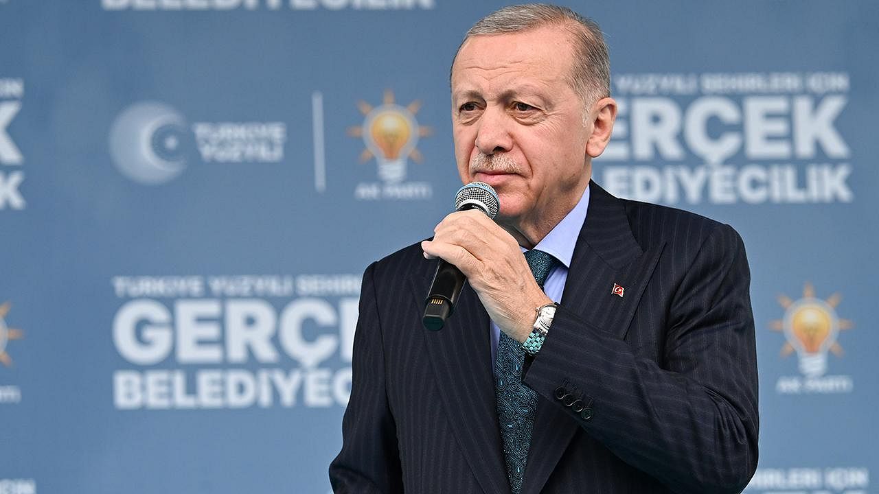 Cumhurbaşkanı Erdoğan: Vaatlerini unutan değil, verdiği sözü yerine getirecek başkanlar seçeceğiz