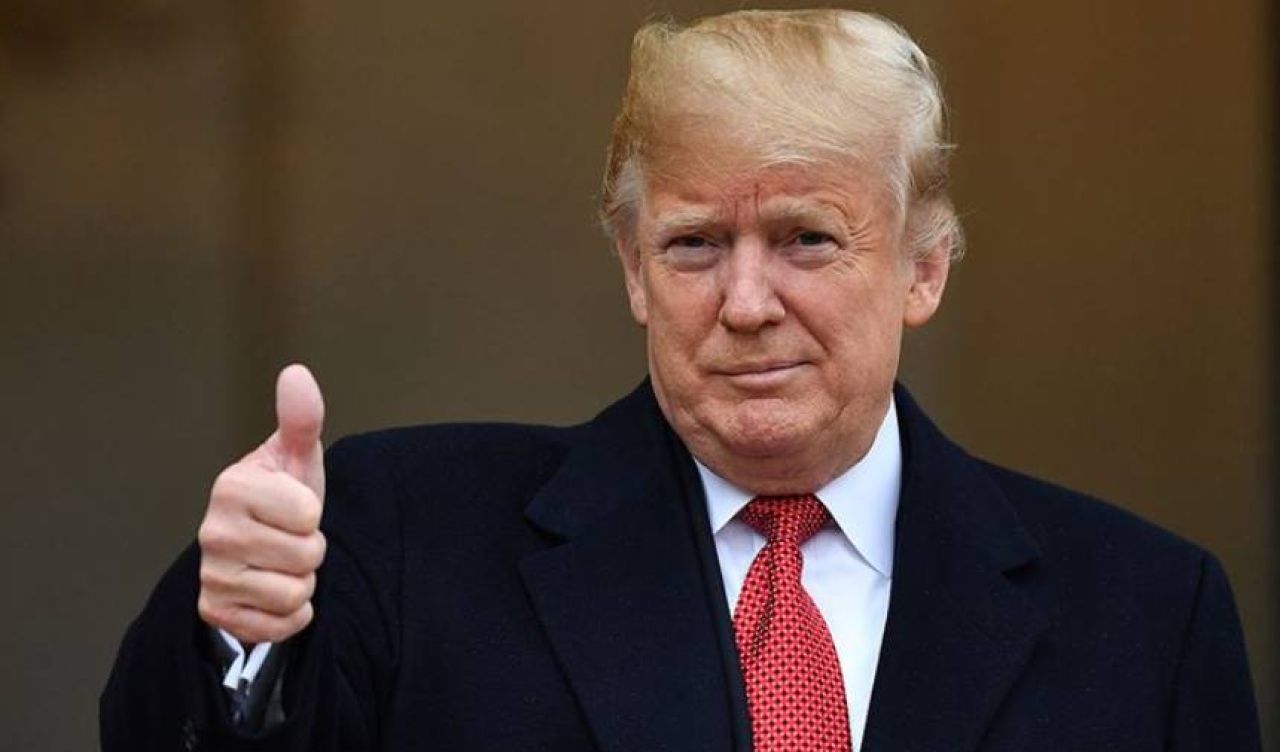 Trump bir ön seçimden daha zaferle çıktı