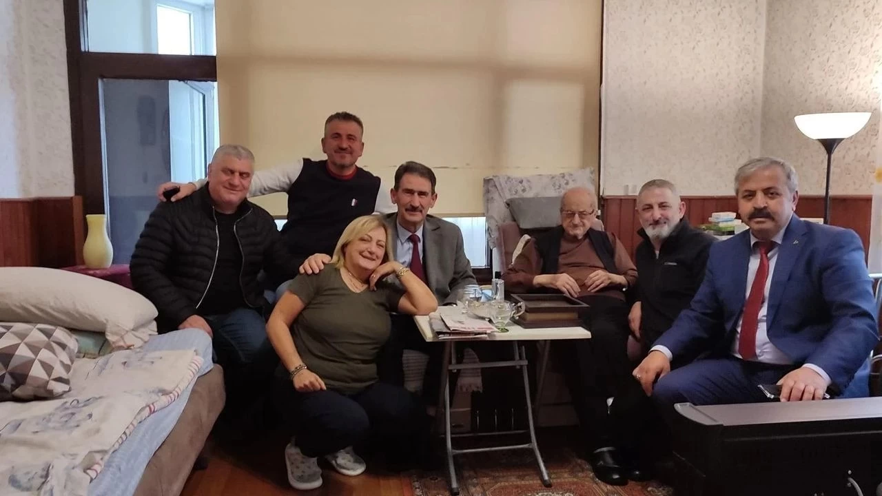 Cide'nin Efsane Belediye Başkanı 'Koca Reis' Memduh İmer, 100 yaşında hayatını kaybetti