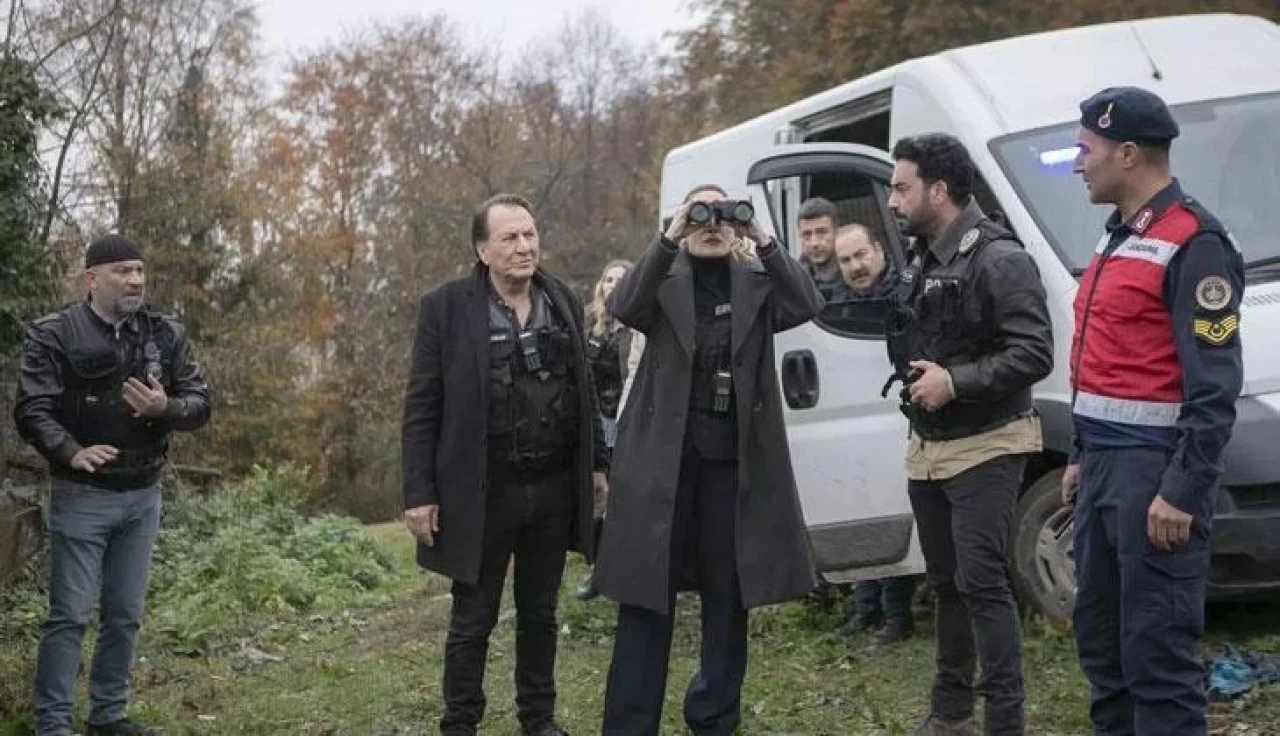 Arka Sokaklar 694. bölüm full izle! Arka Sokaklar son bölüm full izle!