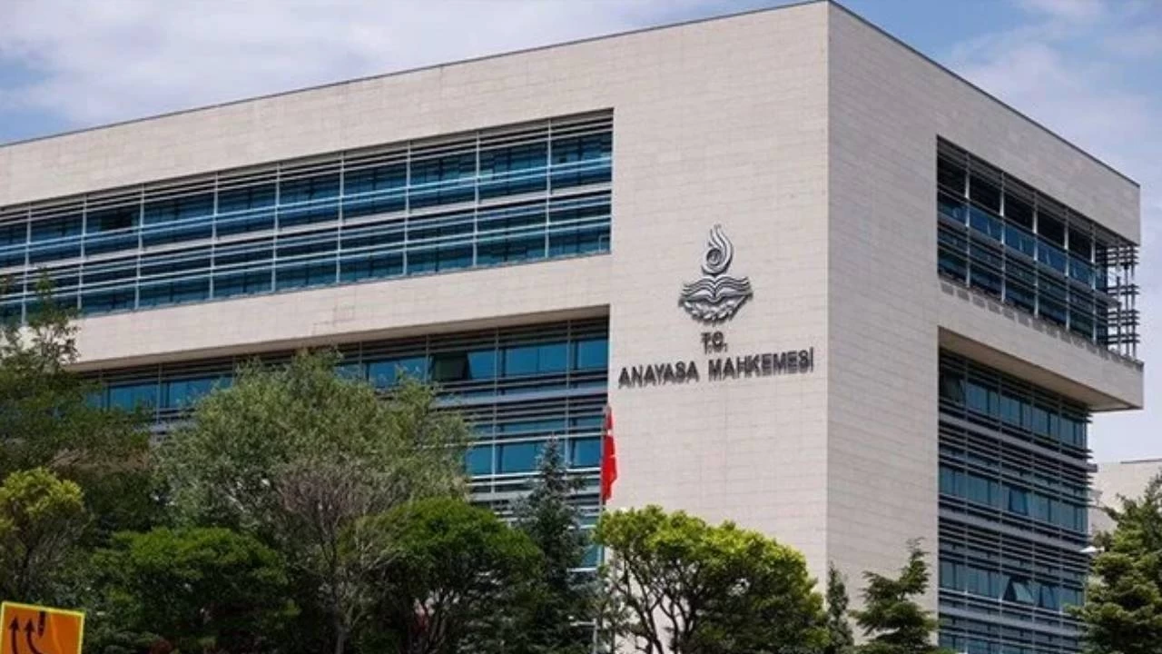 AYM’den iki parti hakkında suç duyurusu kararı